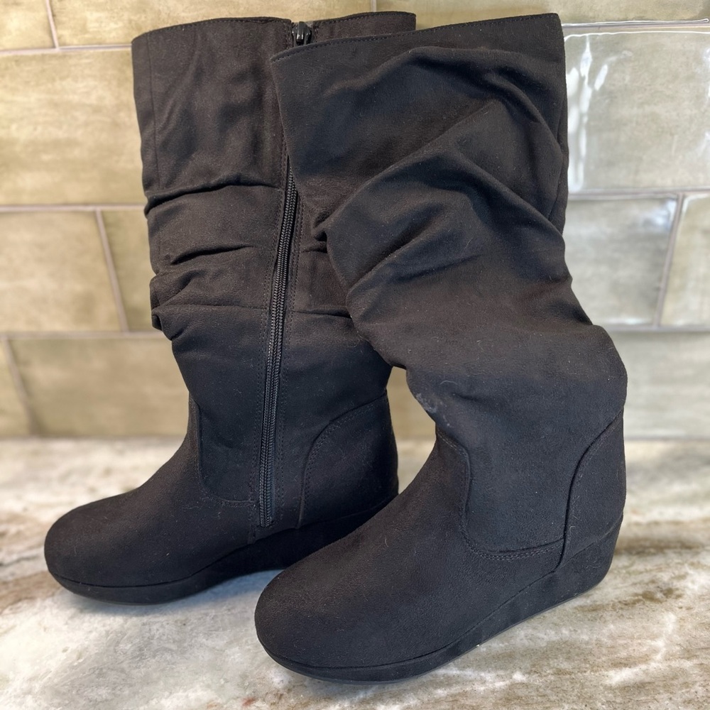 Candie’s Girls black wedge knee boots